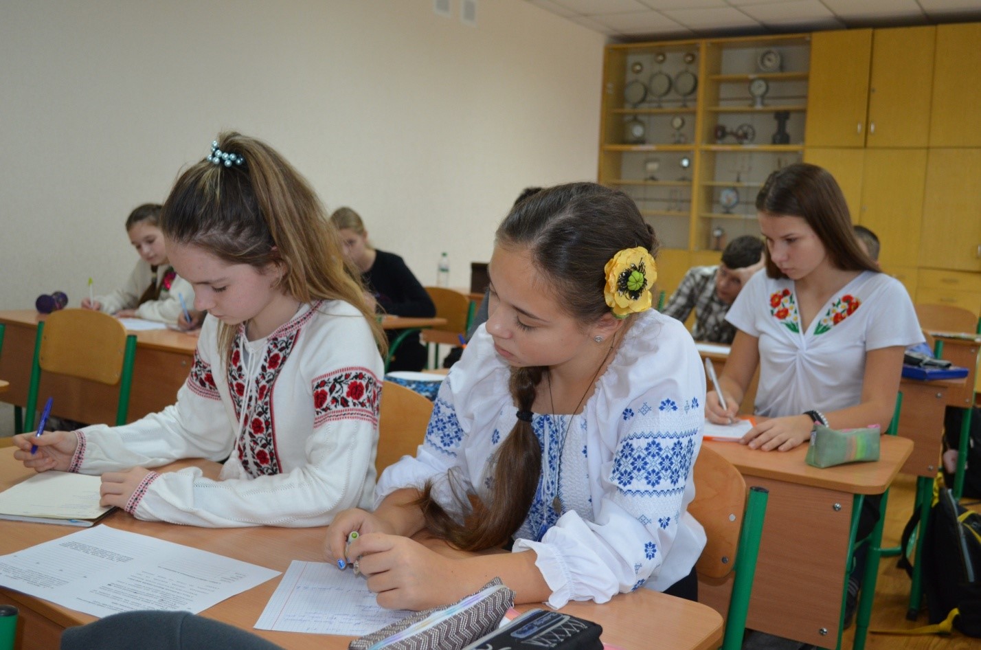 У школах Харкова відзначили День української писемності 