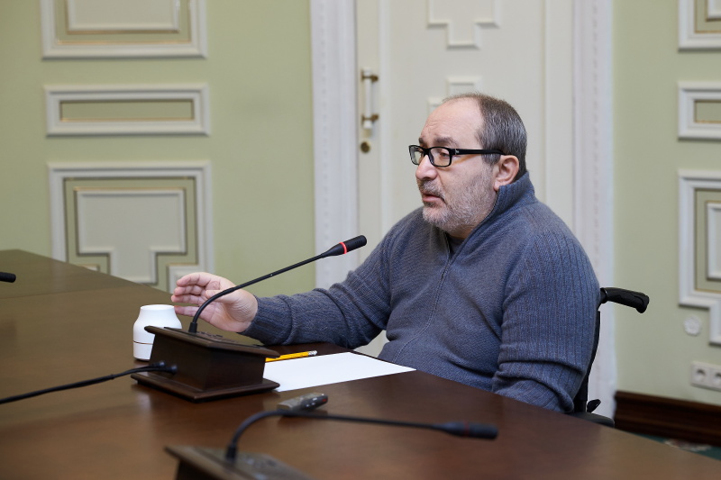Геннадій Кернес пообіцяв навести лад на ринку «Барабашово»