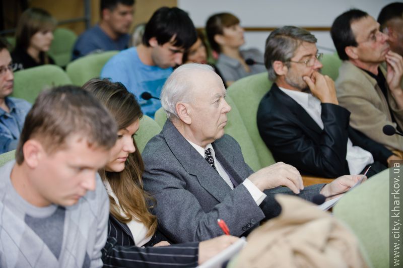Геннадій Кернес не зацікавлений у тому, щоб будь-який харківський телеканал не виходив у ефір