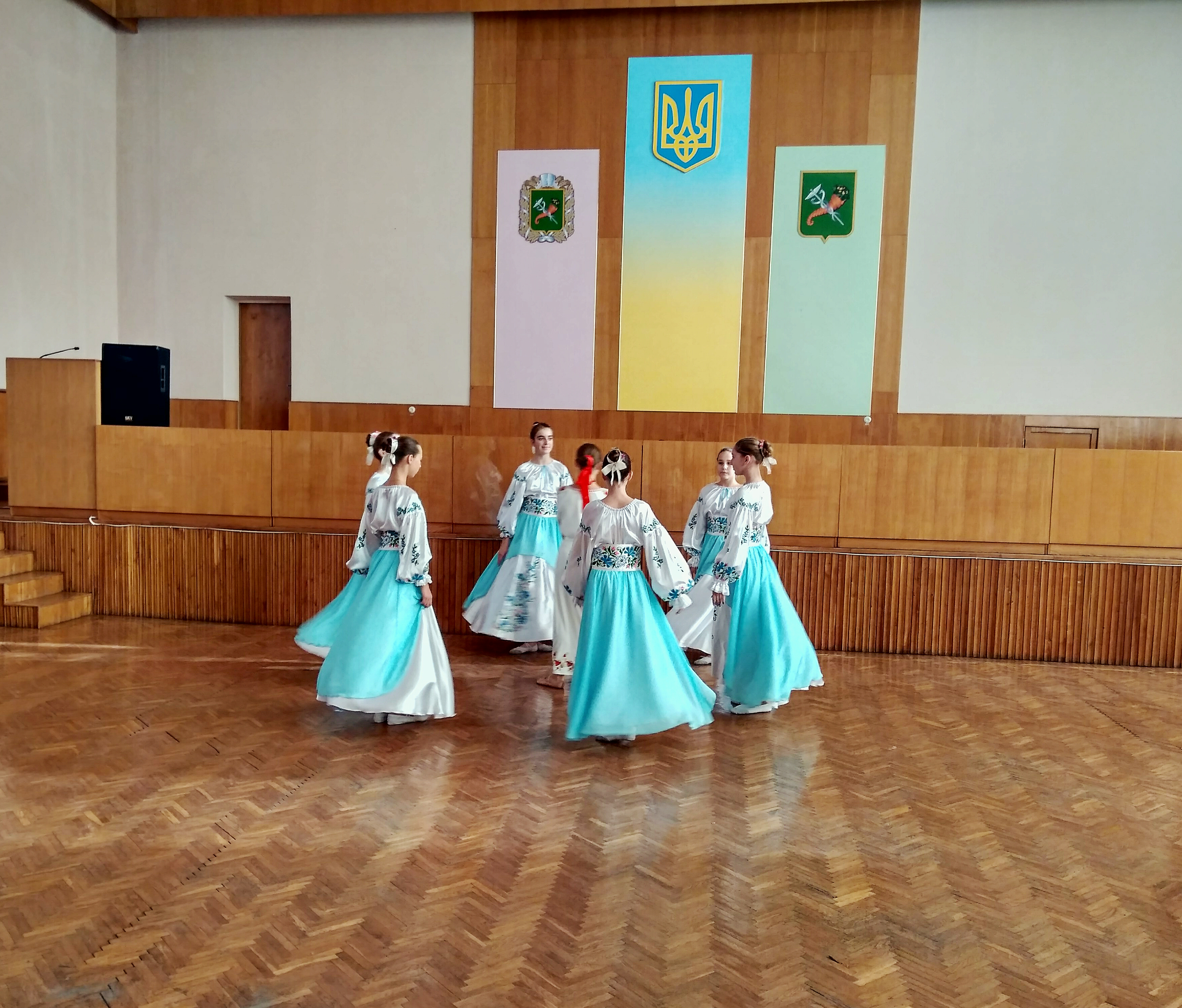 В Індустріальному районі пройшов концерт для людей з обмеженими можливостями