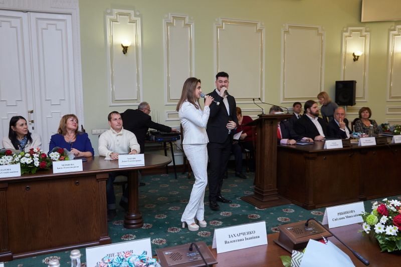 Харків'янам вручили премії міської ради
