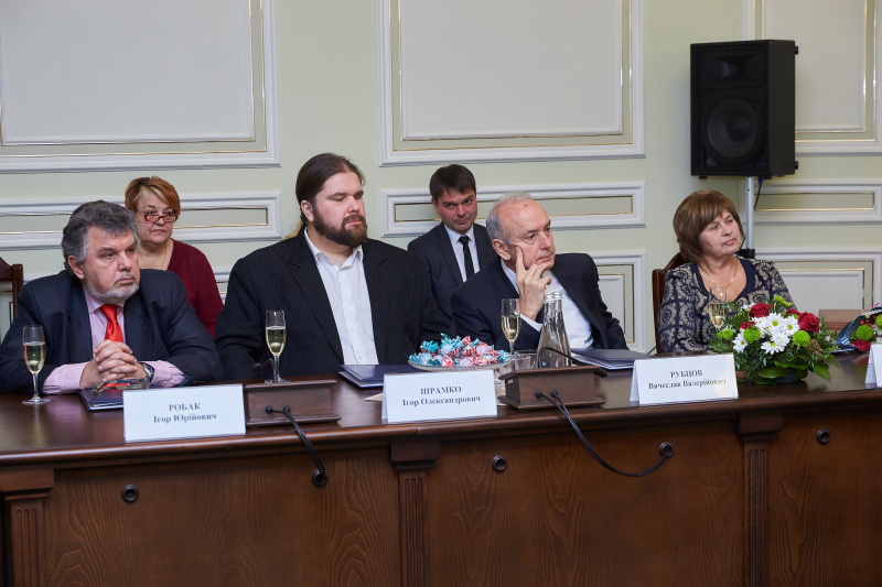 Харків'янам вручили премії міської ради