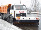 У місті працюють близько сотні снігоприбиральних машин