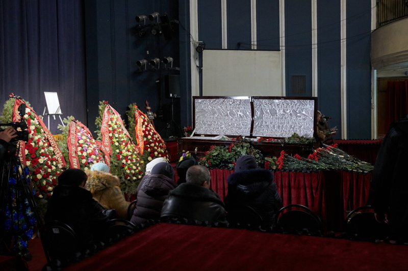 У Харкові попрощалися з Леонідом Ісаєвим