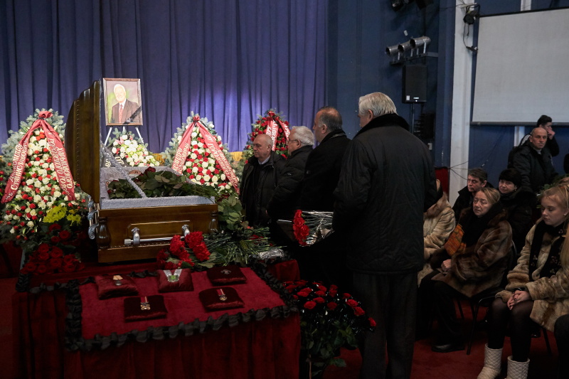 Харків'яни попрощалися з Олександром Кривцовим