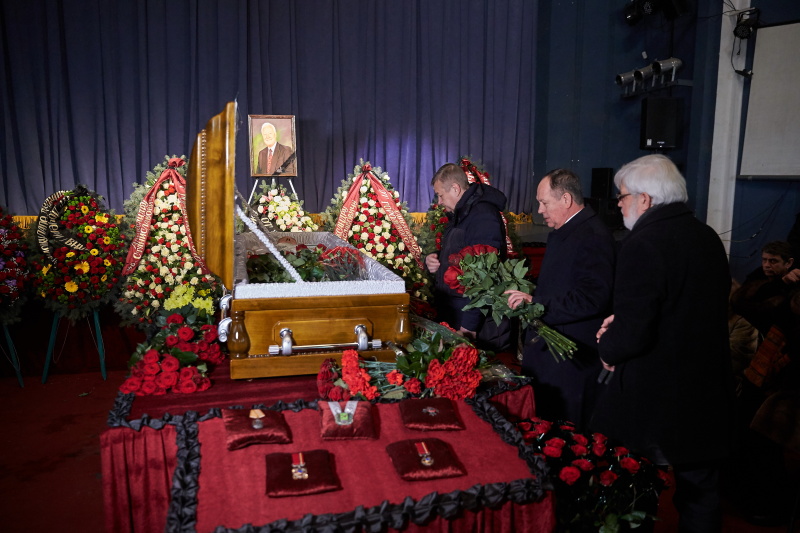 Харків'яни попрощалися з Олександром Кривцовим