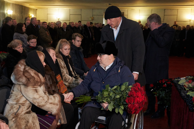 Харків'яни попрощалися з Олександром Кривцовим