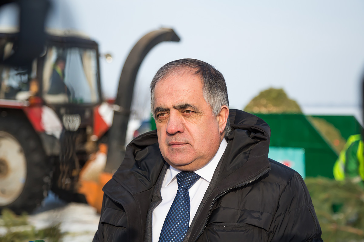 У Харкові після свят збирають і утилізують ялинки