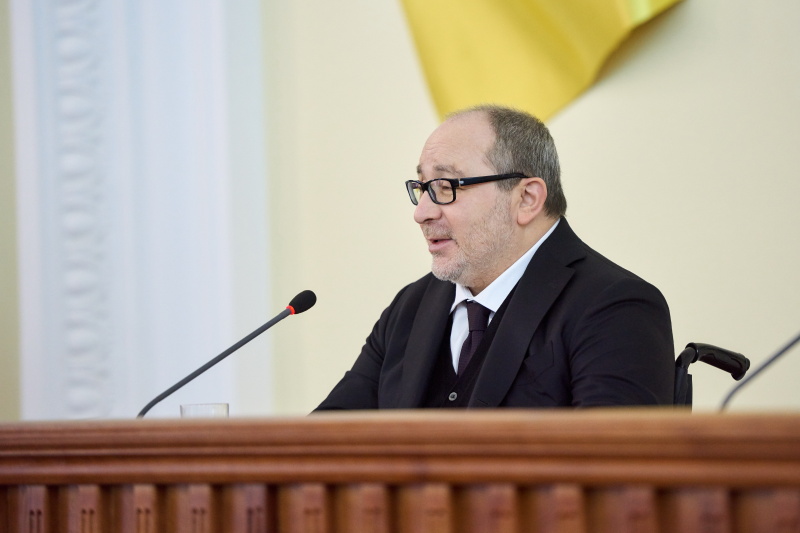 Геннадій Кернес зустрівся з переможцями конкурсу творчих робіт про Харків