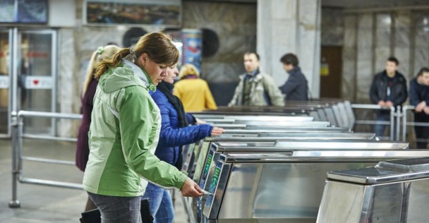 У Харкові встановили нові тарифи на проїзд у метро, трамваях і тролейбусах