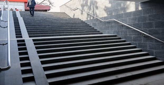 На чотирьох станціях метро відремонтують підземні переходи