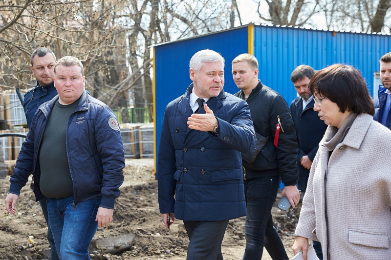 У саду Шевченка створюють нові фонтани, озеро і дитячий майданчик