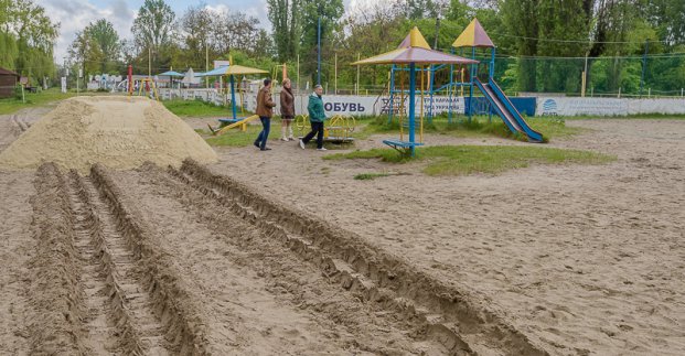 У Харкові готують до відкриття місця масового відпочинку біля води