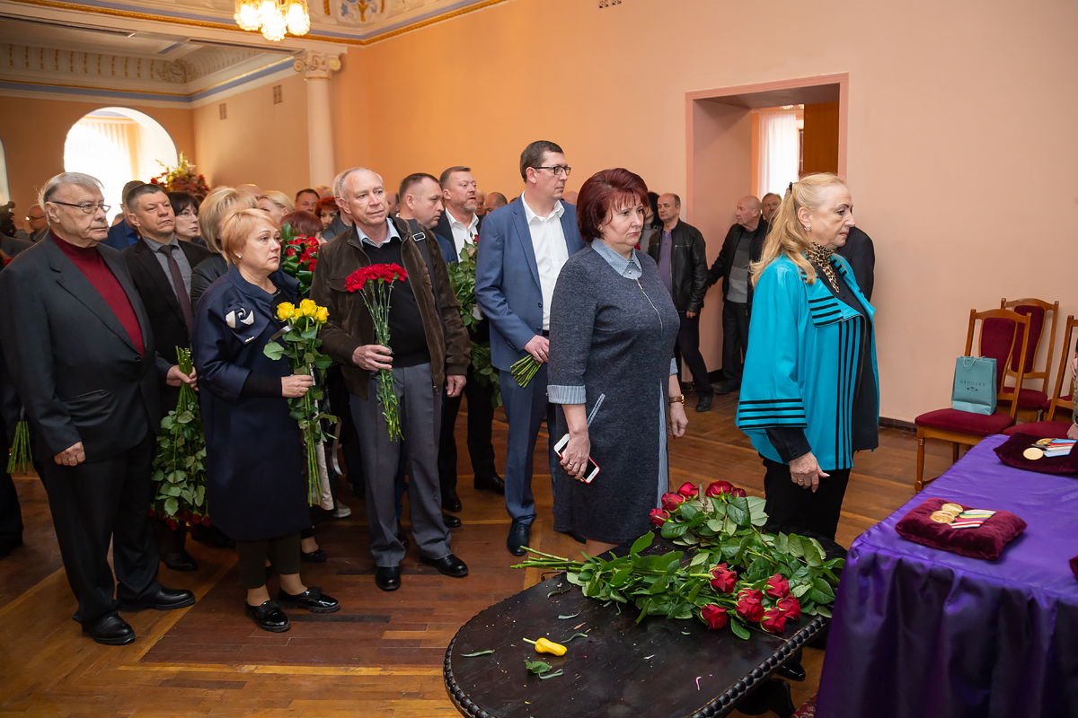 У Харкові попрощалися з Юрієм Шрамком