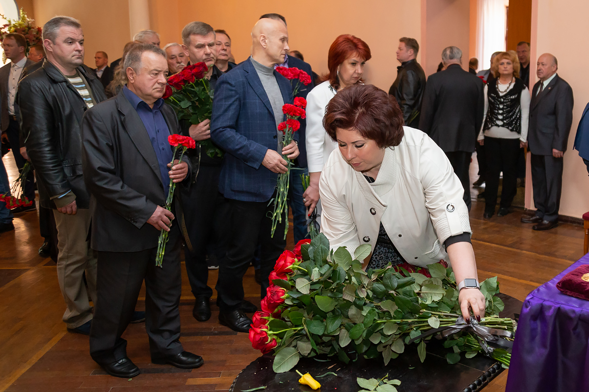 У Харкові попрощалися з Юрієм Шрамком