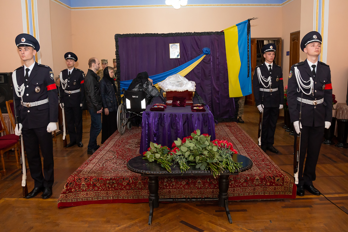 У Харкові попрощалися з Юрієм Шрамком