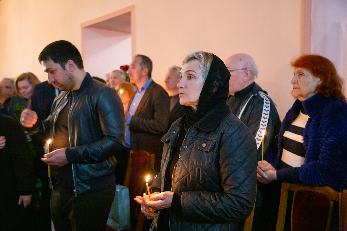 У Харкові попрощалися з Юрієм Шрамком