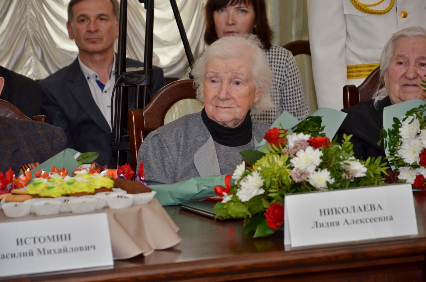 Геннадій Кернес зустрівся з ветеранами напередодні 9 Травня