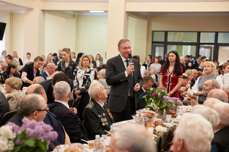 Ветерани святкують на «польовій каші»