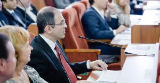 Одну з постійних депутатських комісій міськради очолив Марк Воронов