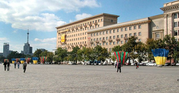 У неділю перекриють частину площі Свободи 