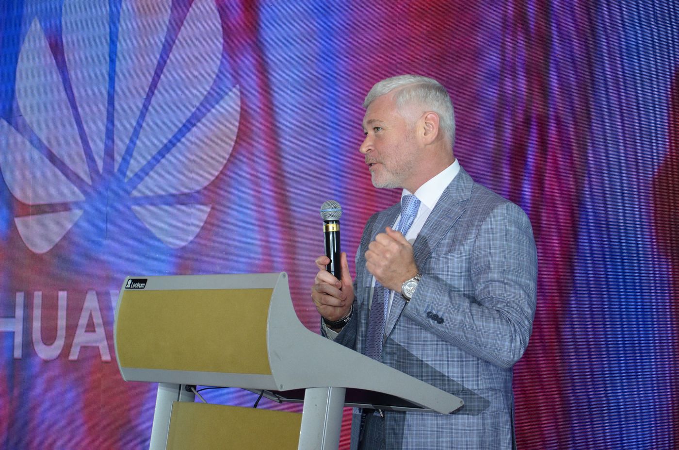 Єдиний кабінет жителя та «розумні» зупинки - у Харкові будують Smart City