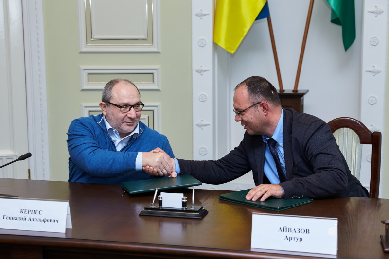 Геннадій Кернес підписав меморандум з ЮНІСЕФ