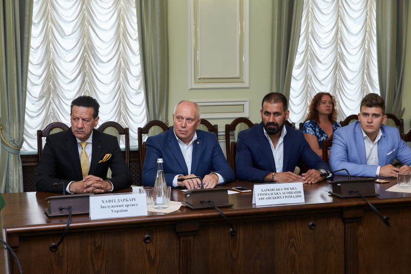 Геннадій Кернес створює Раду національних меншин Харкова