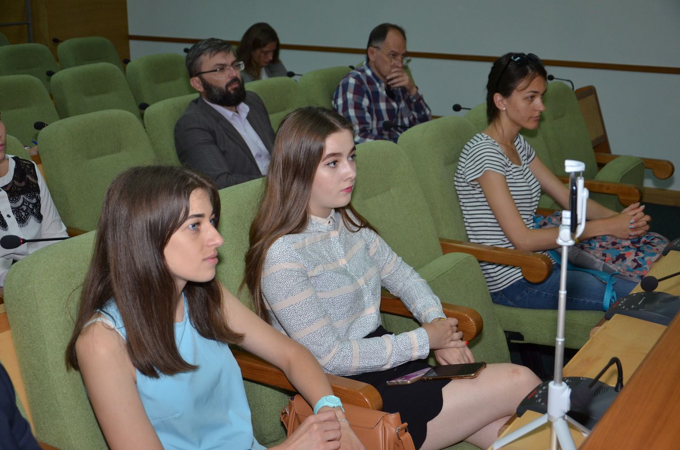 Харків'яни здали пластик, папір і допомогли дітям