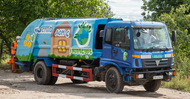 Агітаційні сміттєвози: в місті вживають профілактичні заходи в боротьбі зі звалищами