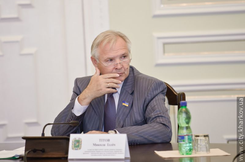 Асоціація міст передала комп'ютери місцевим радам Харківської області