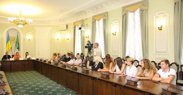 У міськраді відбувся благодійний форум «Краса врятує світ»
