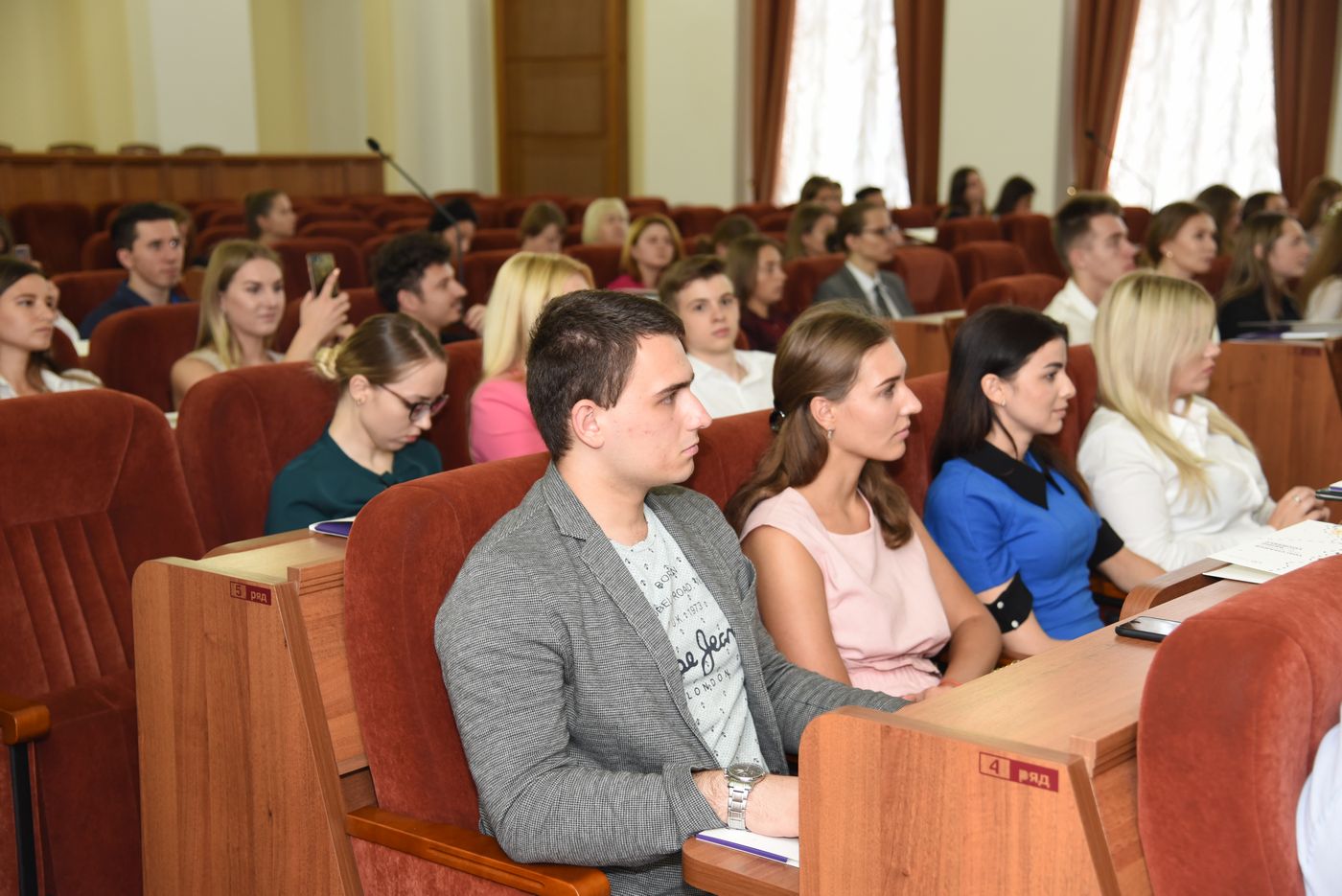 Сортування сміття у школах і благодійні еко-ініціативи - нові проекти Молодіжної ради