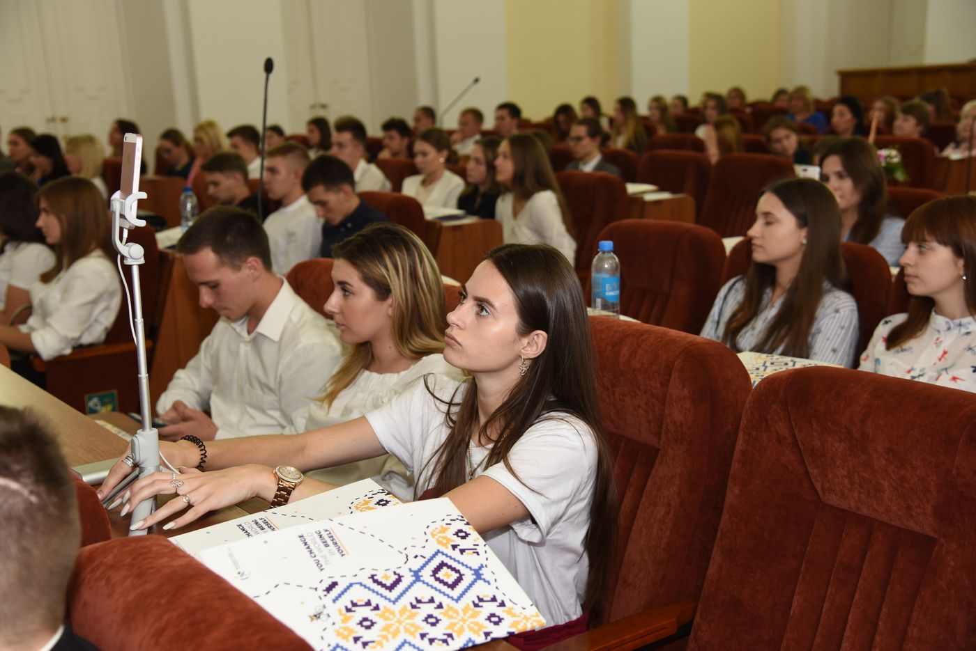Сортування сміття у школах і благодійні еко-ініціативи - нові проекти Молодіжної ради