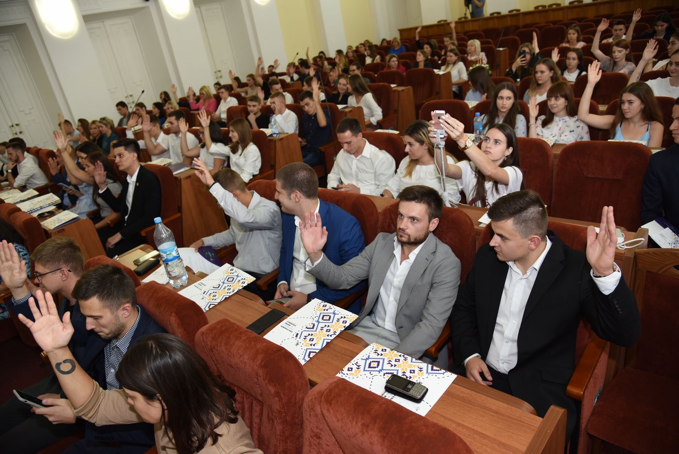 Сортування сміття у школах і благодійні еко-ініціативи - нові проекти Молодіжної ради