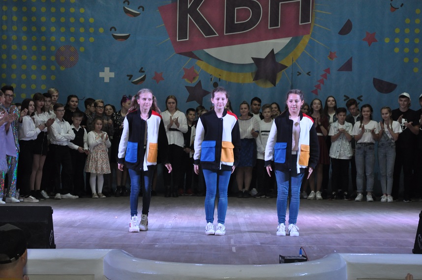 У Харкові відбувся фестиваль «Сезон супергероїв» шкільної ліги гумору