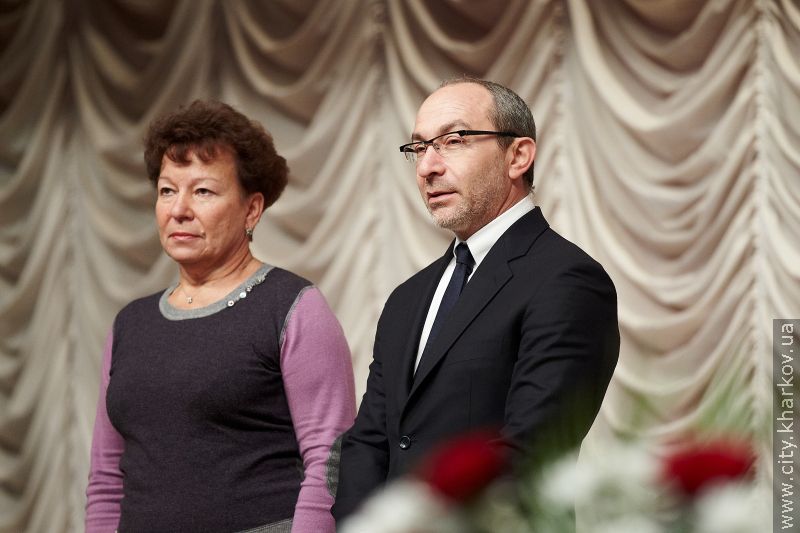 Геннадій Кернес привітав Харківський будівельний з новим статусом