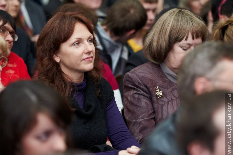 Геннадій Кернес привітав Харківський будівельний з новим статусом
