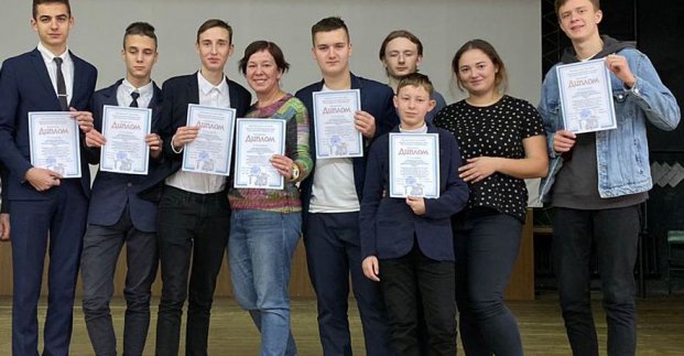 Харківські школярі перемогли на всеукраїнському турнірі юних винахідників