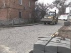 У дворах по Великій Панасівській облаштовують внутрішньоквартальні дороги