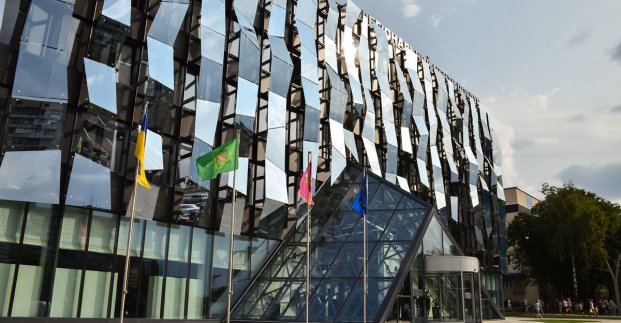 До центрів адмінпослуг звернулося понад 60 тисяч підприємців 