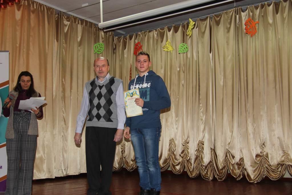 Харківські школярі перемогли на турнірі юних фізиків