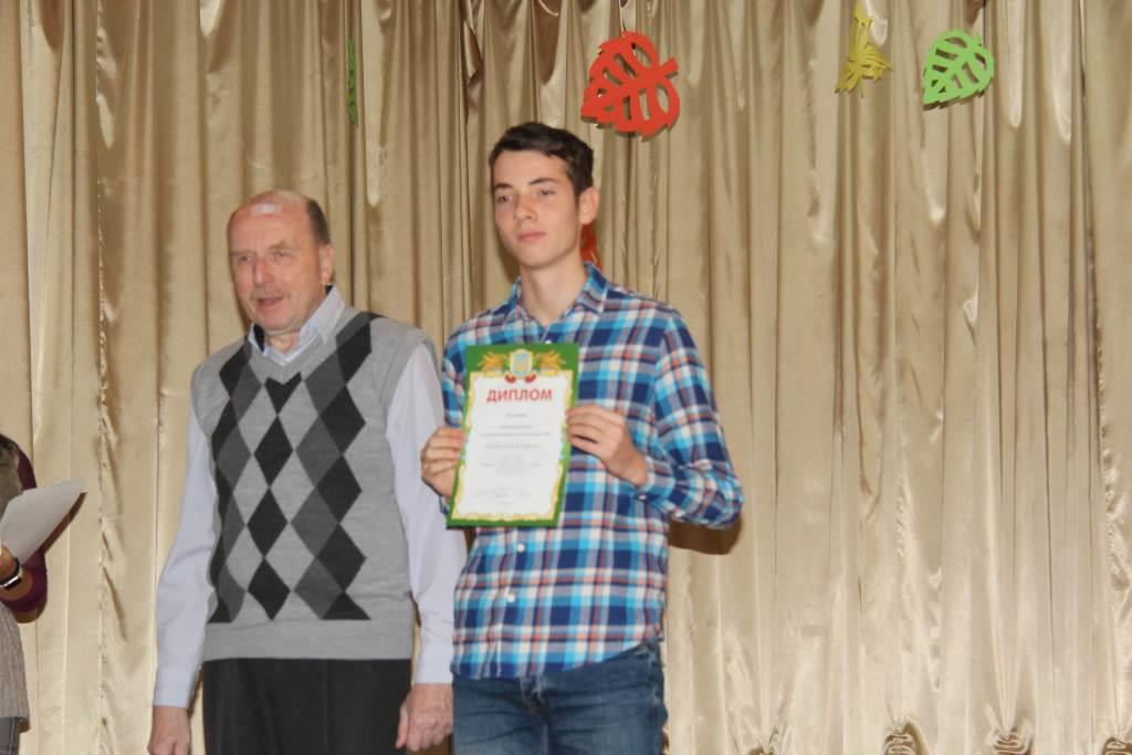 Харківські школярі перемогли на турнірі юних фізиків