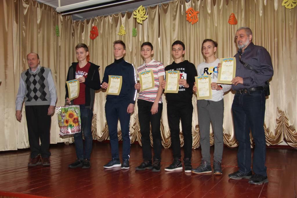 Харківські школярі перемогли на турнірі юних фізиків