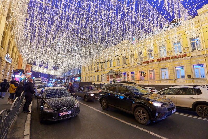Харків прикрасили до Нового року