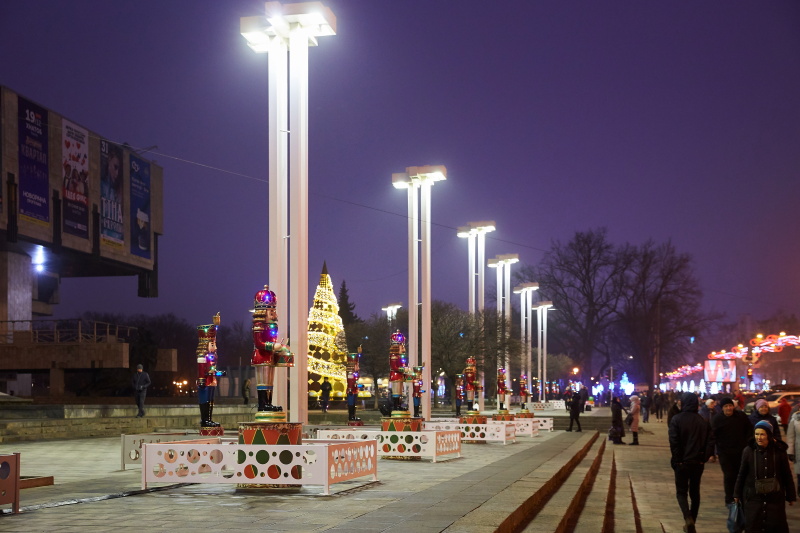 Харків прикрасили до Нового року