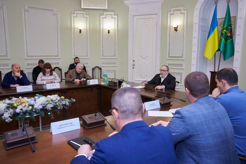 Геннадій Кернес зустрівся з підприємцями «Барабашово»