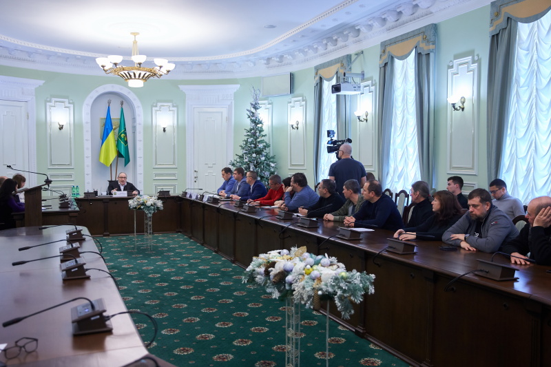 Геннадій Кернес зустрівся з підприємцями «Барабашово»