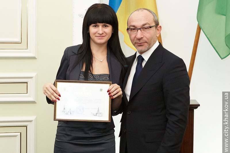 Геннадій Кернес нагородив найкращих юристів міста
