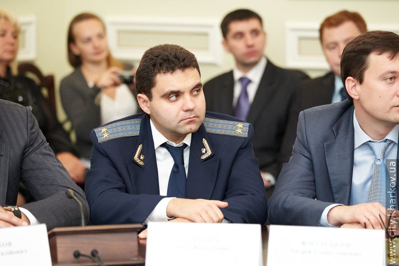 Геннадій Кернес нагородив найкращих юристів міста